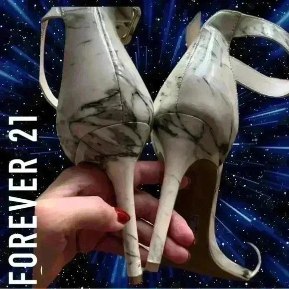 Forever 21 Marble design  heels - Picture 5 of 13